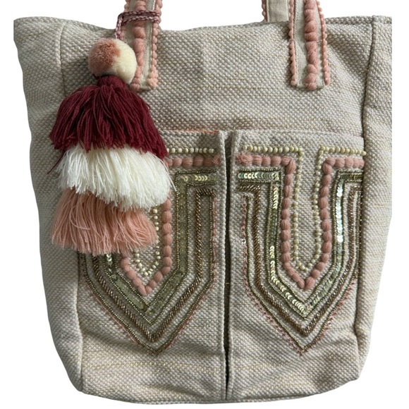 AMERICAN & BEYOND EMBROIDERED CANVAS TOTE BAG - Picture 10 of 10